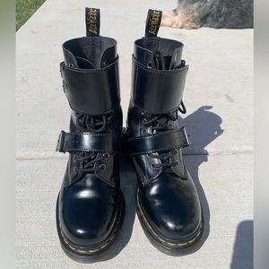 Doc marten 1460 leather buckle boots